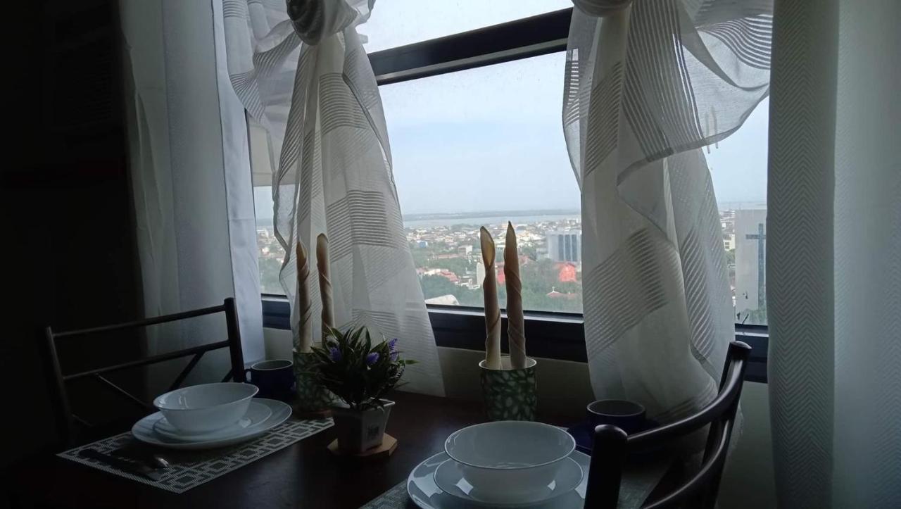 Horizon 101 A4 Near Robinson Mall Free Pool Wifi Cebu Ngoại thất bức ảnh